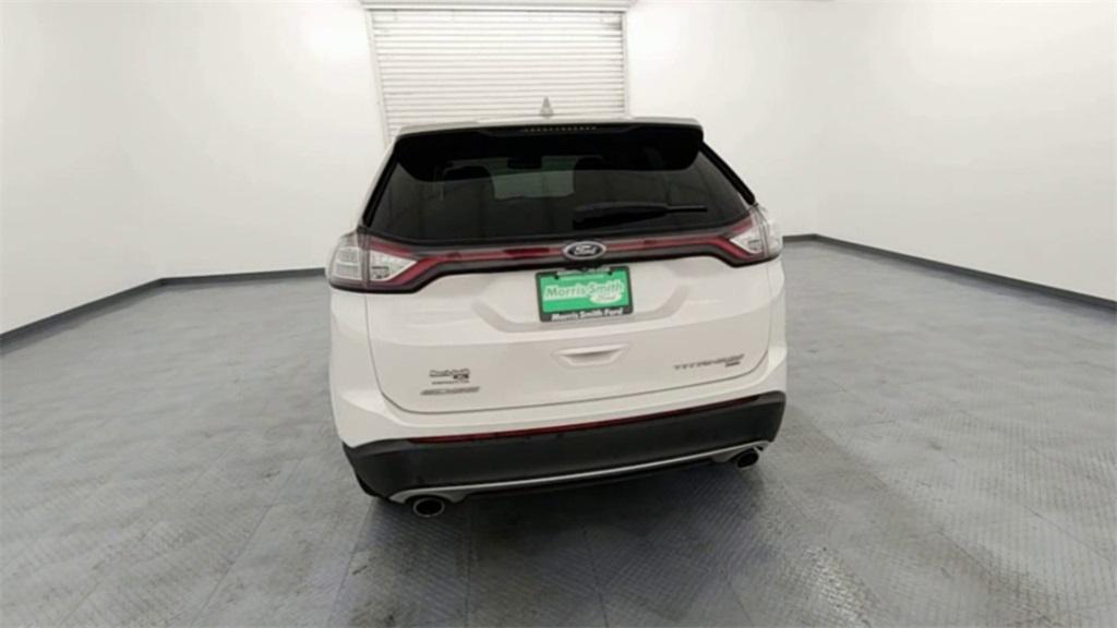 2015 White Platinum Metallic Tri-Coat Ford Edge