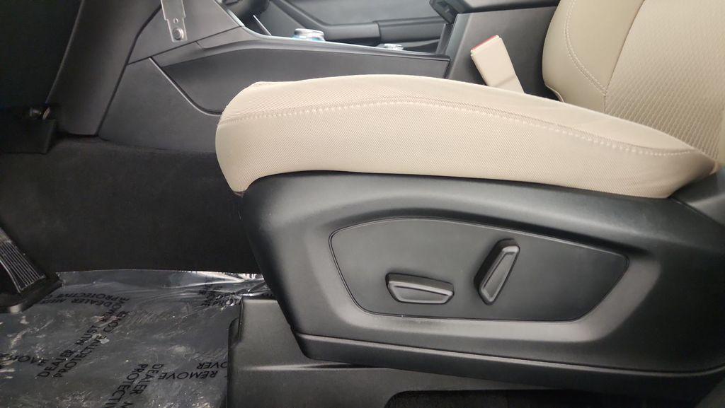 used 2023 Ford Explorer car, priced at $33,214