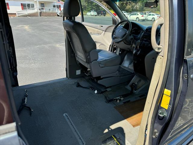 used 2008 Toyota Sienna car