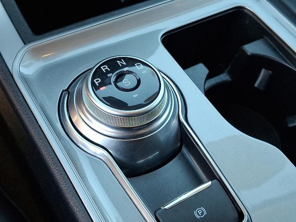 used 2024 Ford Edge car, priced at $22,990