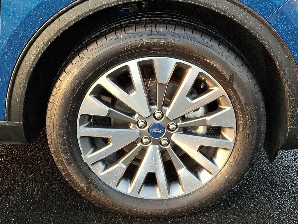 used 2022 Ford Escape car, priced at $22,695