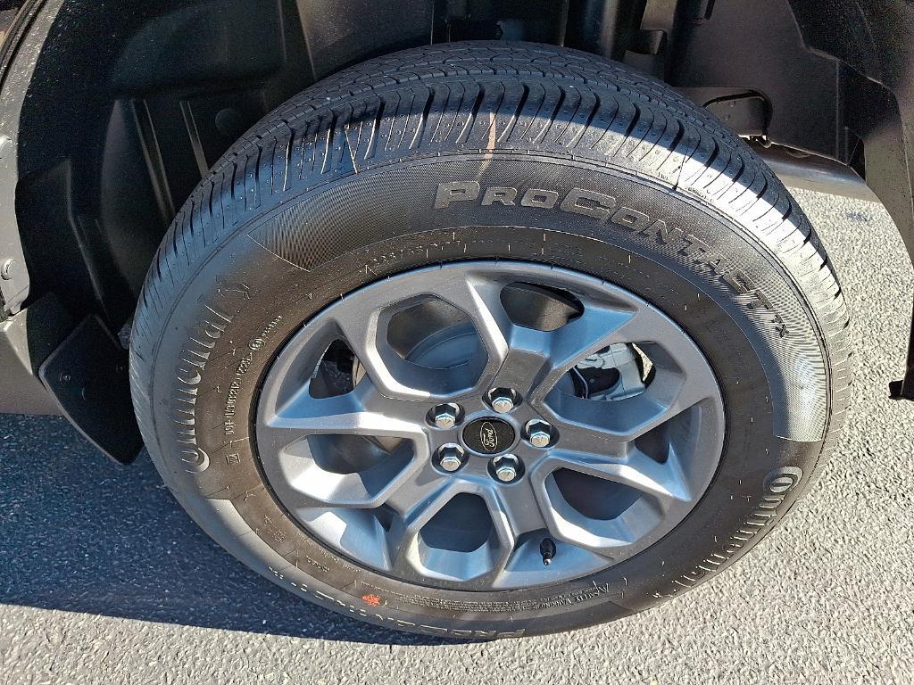 new 2025 Ford Maverick car, priced at $33,135