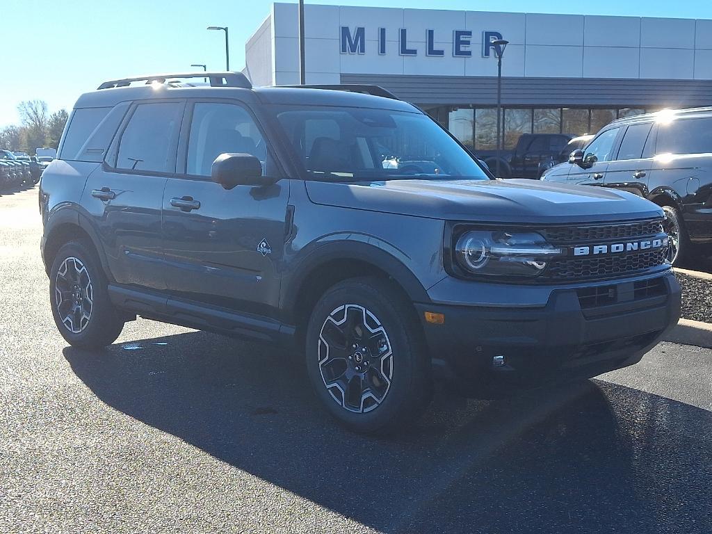 new 2025 Ford Bronco Sport car, priced at $40,985