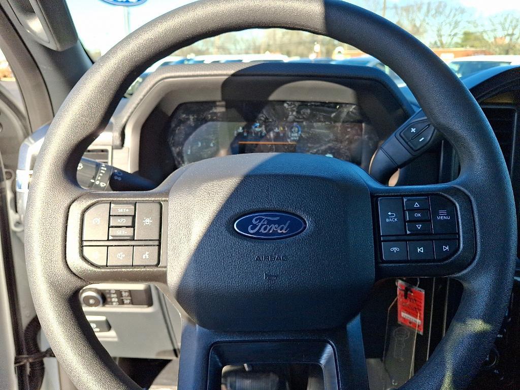 new 2026 Ford F-150 car, priced at $51,370