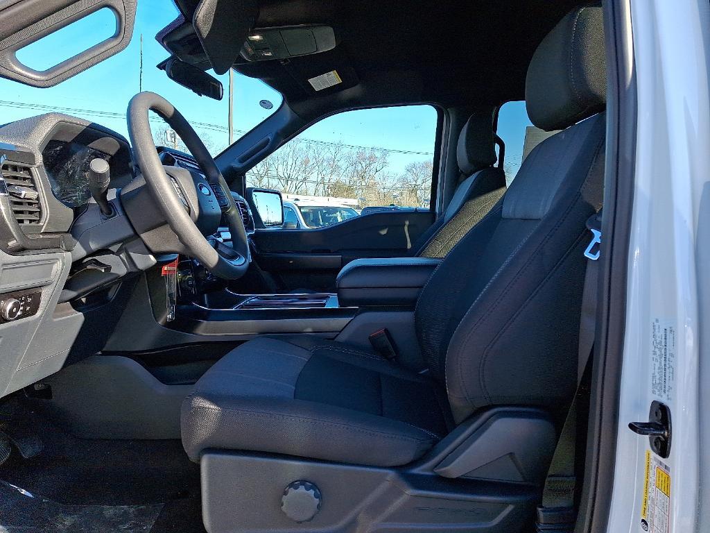 new 2026 Ford F-150 car, priced at $51,370