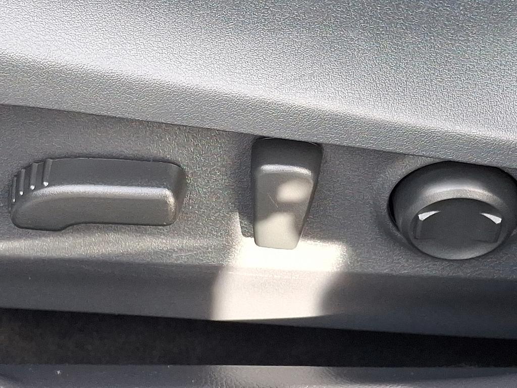 used 2025 Subaru Outback car, priced at $32,991