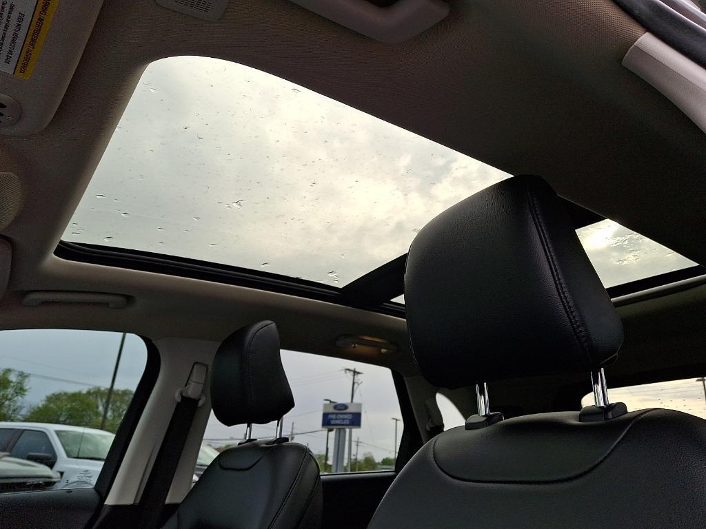 used 2023 Ford Edge car, priced at $27,395