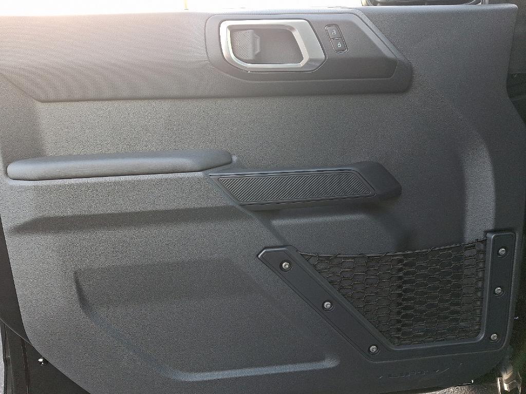 new 2025 Ford Bronco car, priced at $43,973