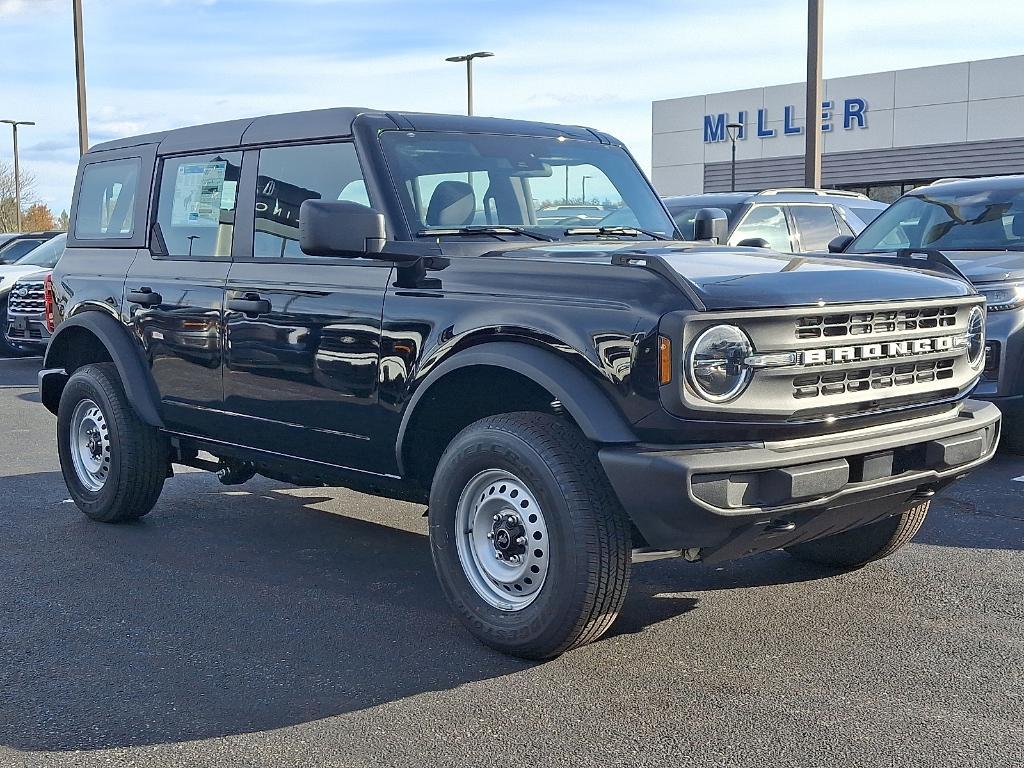 new 2025 Ford Bronco car, priced at $43,973