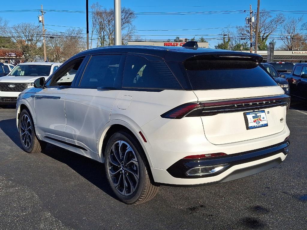 new 2026 Lincoln Nautilus car, priced at $66,340