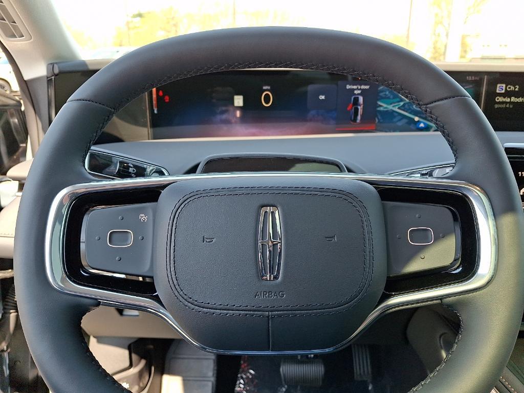 new 2026 Lincoln Nautilus car, priced at $67,077