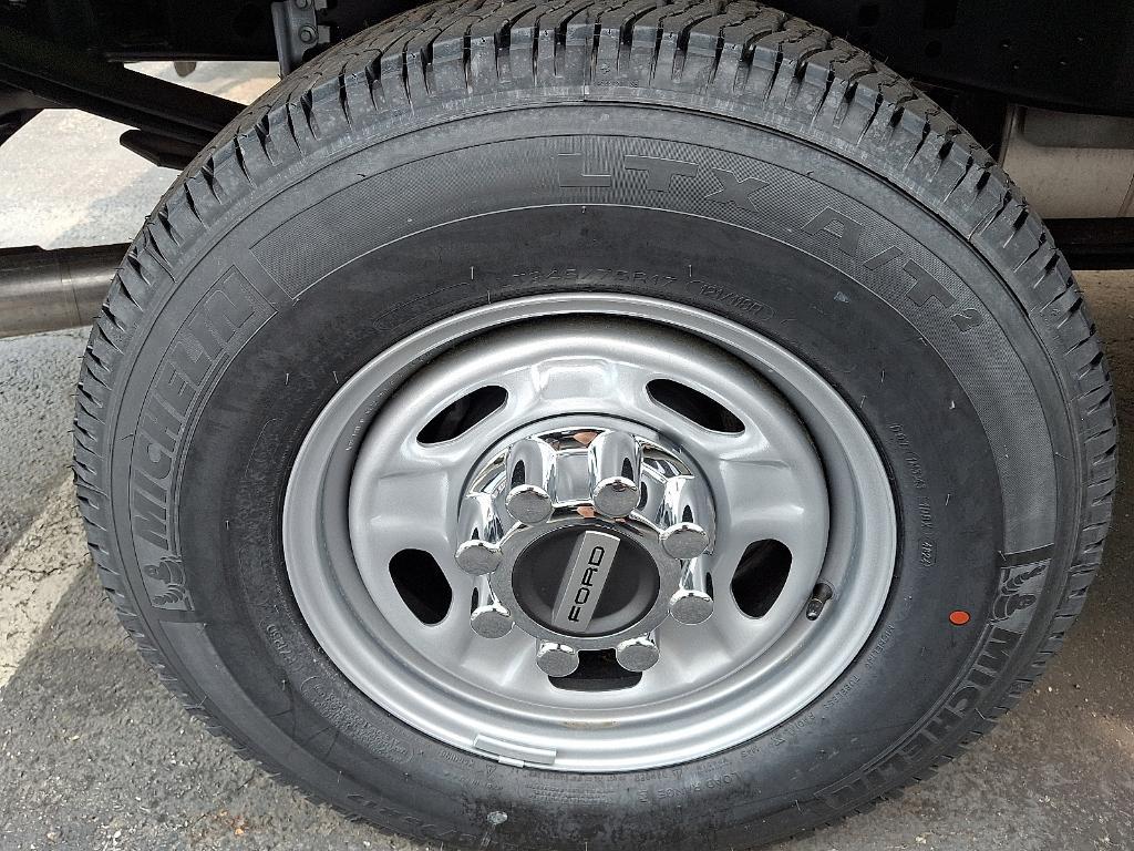 new 2025 Ford F-250 car, priced at $66,795