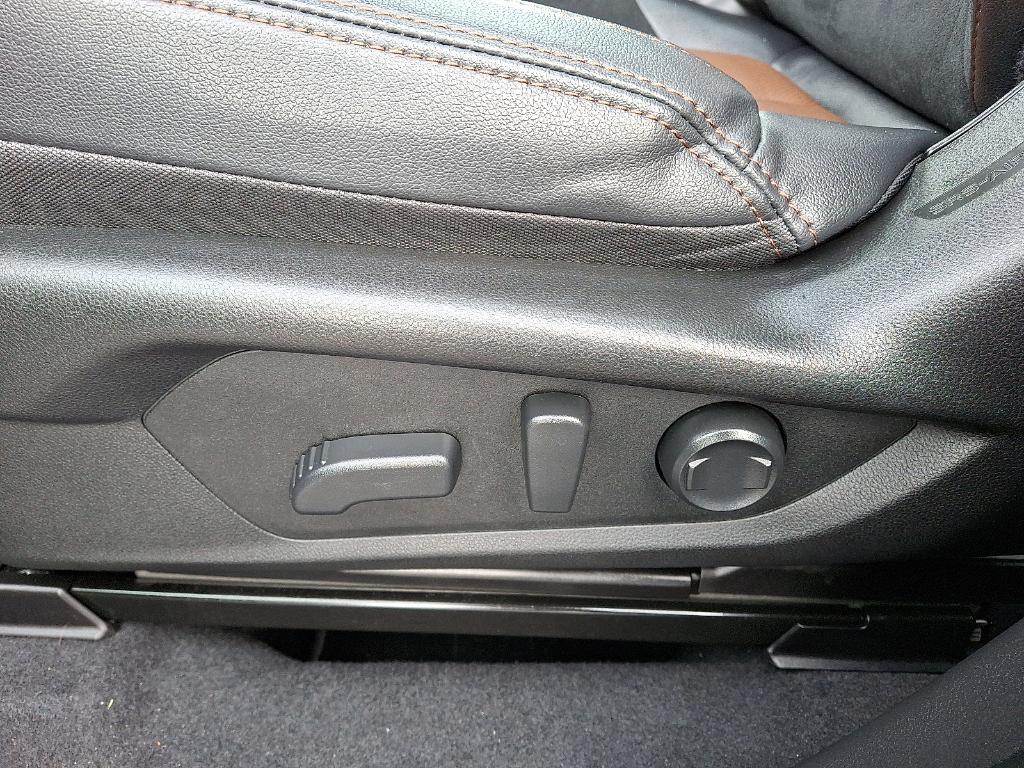 used 2025 Subaru Forester car, priced at $34,991