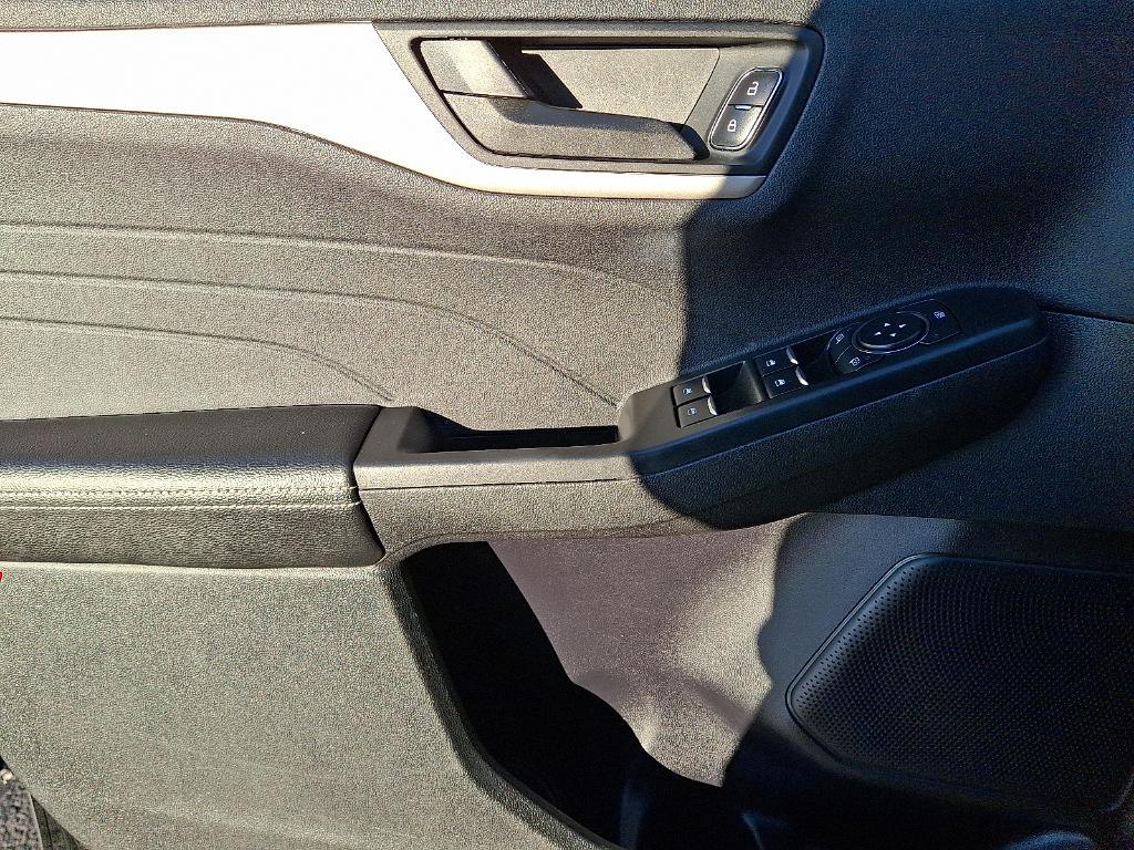 used 2022 Ford Escape car, priced at $18,395