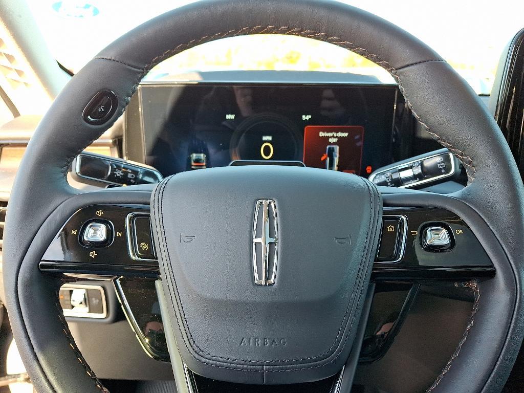 new 2025 Lincoln Aviator car, priced at $71,465