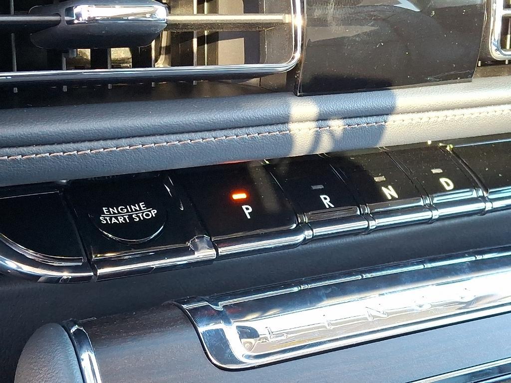 new 2025 Lincoln Aviator car, priced at $71,465