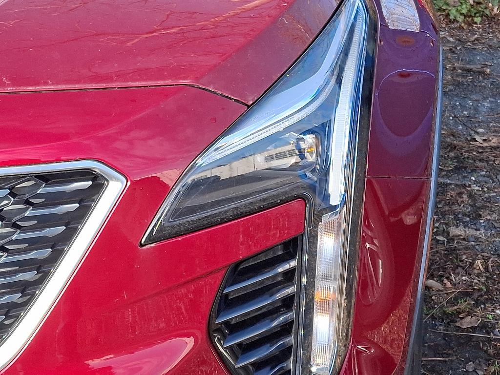 used 2019 Cadillac XT4 car, priced at $19,990