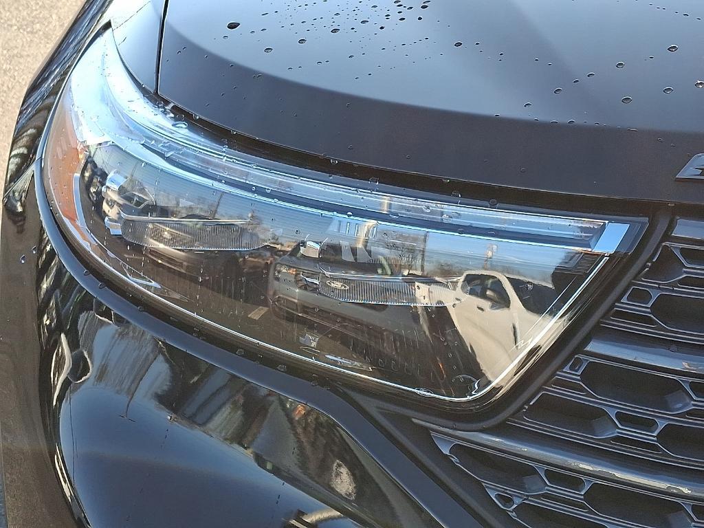 used 2022 Ford Explorer car, priced at $29,695