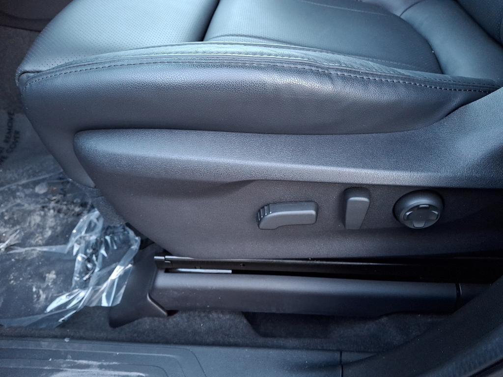 used 2025 Subaru Ascent car, priced at $43,991