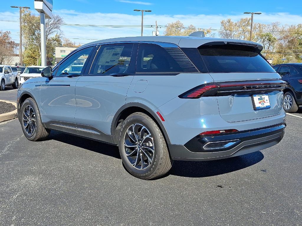 new 2026 Lincoln Nautilus car, priced at $61,320