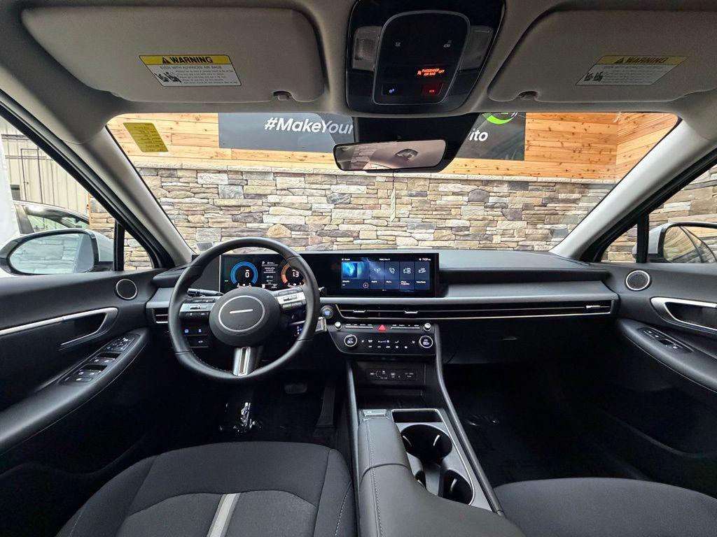used 2025 Hyundai Sonata Hybrid car, priced at $32,715
