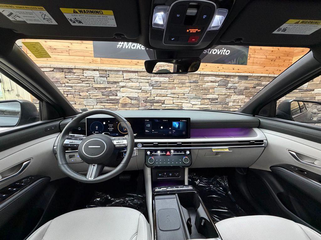 used 2025 Hyundai Tucson car, priced at $43,080