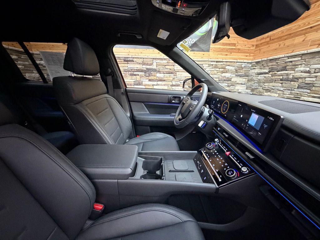 used 2025 Hyundai SANTA FE HEV car, priced at $52,175