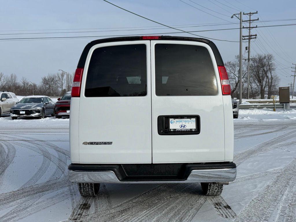 used 2025 Chevrolet Express 3500 car