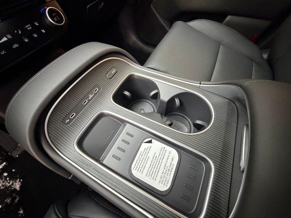 new 2026 Hyundai Palisade Hybrid car, priced at $61,015