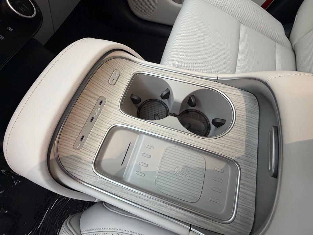 new 2026 Hyundai Palisade Hybrid car, priced at $60,655