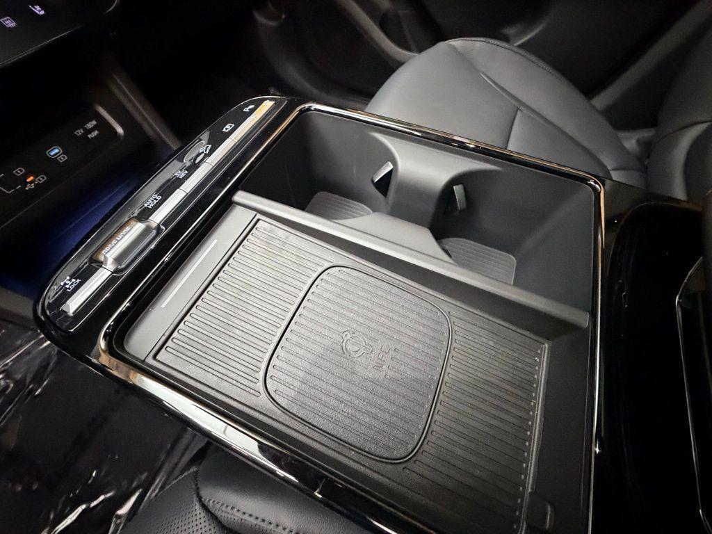 new 2026 Hyundai TUCSON Plug-In Hybrid car, priced at $51,250