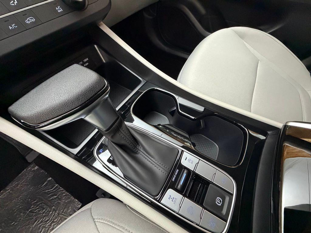 new 2026 Hyundai Tucson car, priced at $32,255