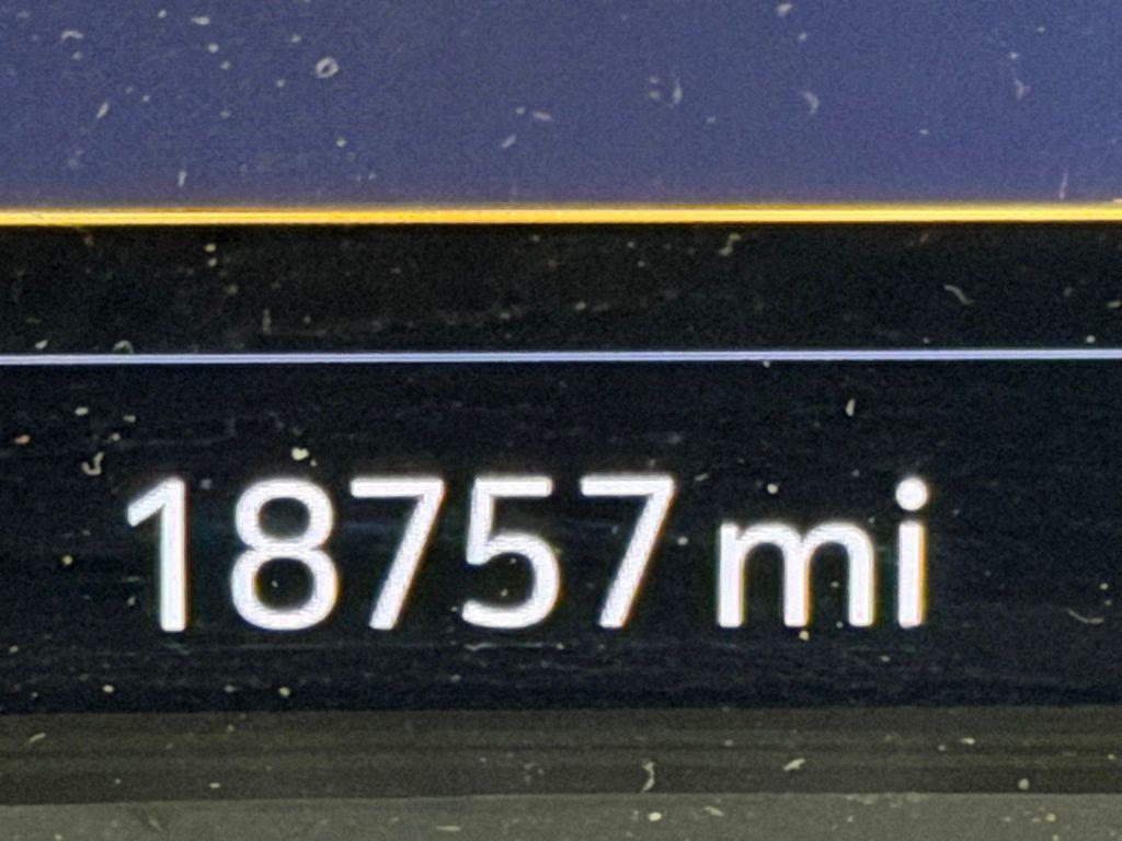 used 2023 Buick Envision car, priced at $32,999