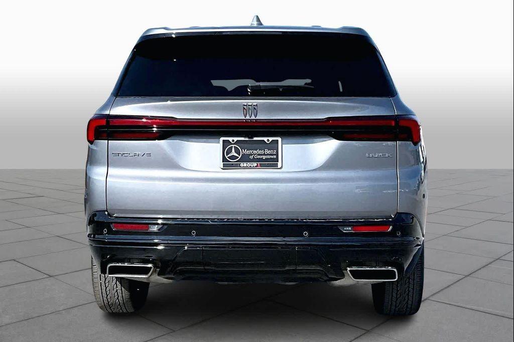 used 2025 Buick Enclave car, priced at $37,589