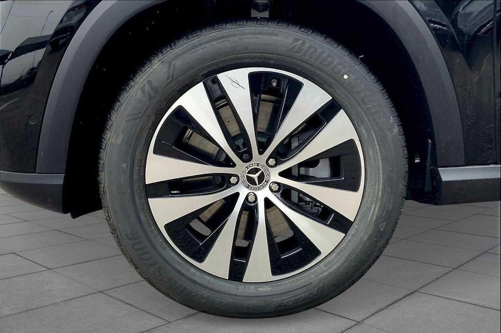 new 2025 Mercedes-Benz GLE 450e car, priced at $75,665