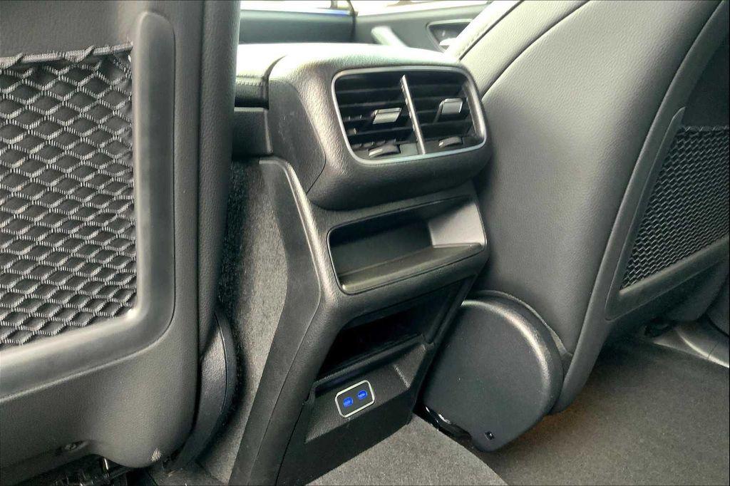 new 2025 Mercedes-Benz GLE 450e car, priced at $75,665