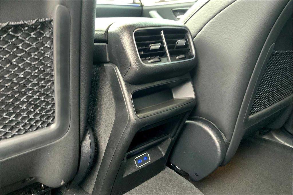 new 2025 Mercedes-Benz GLE 450e car, priced at $75,665