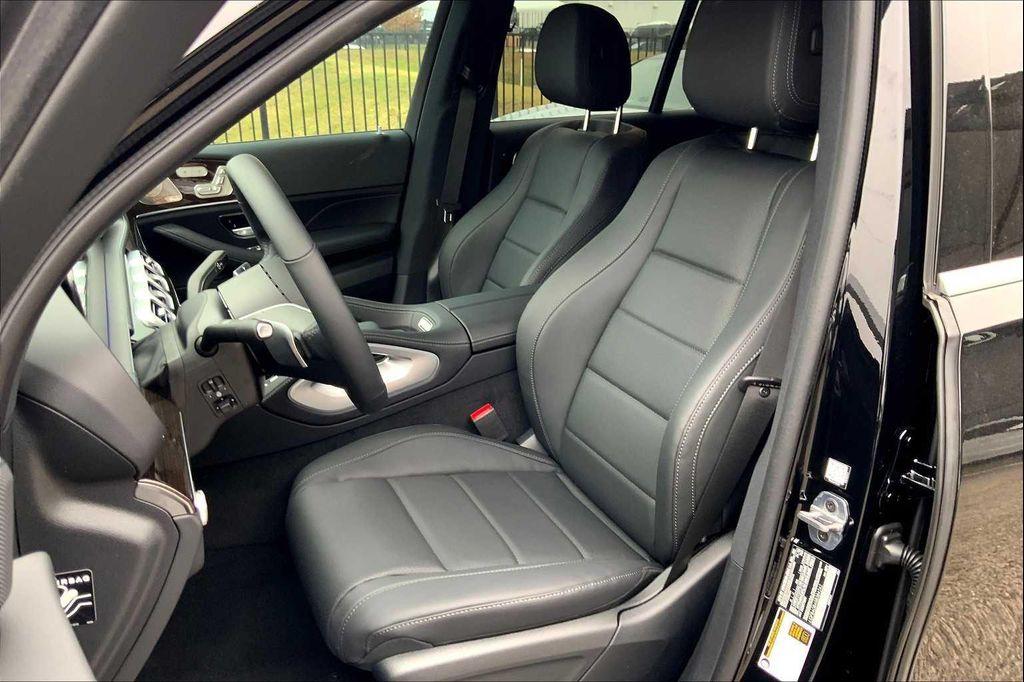 new 2025 Mercedes-Benz GLE 450e car, priced at $75,665