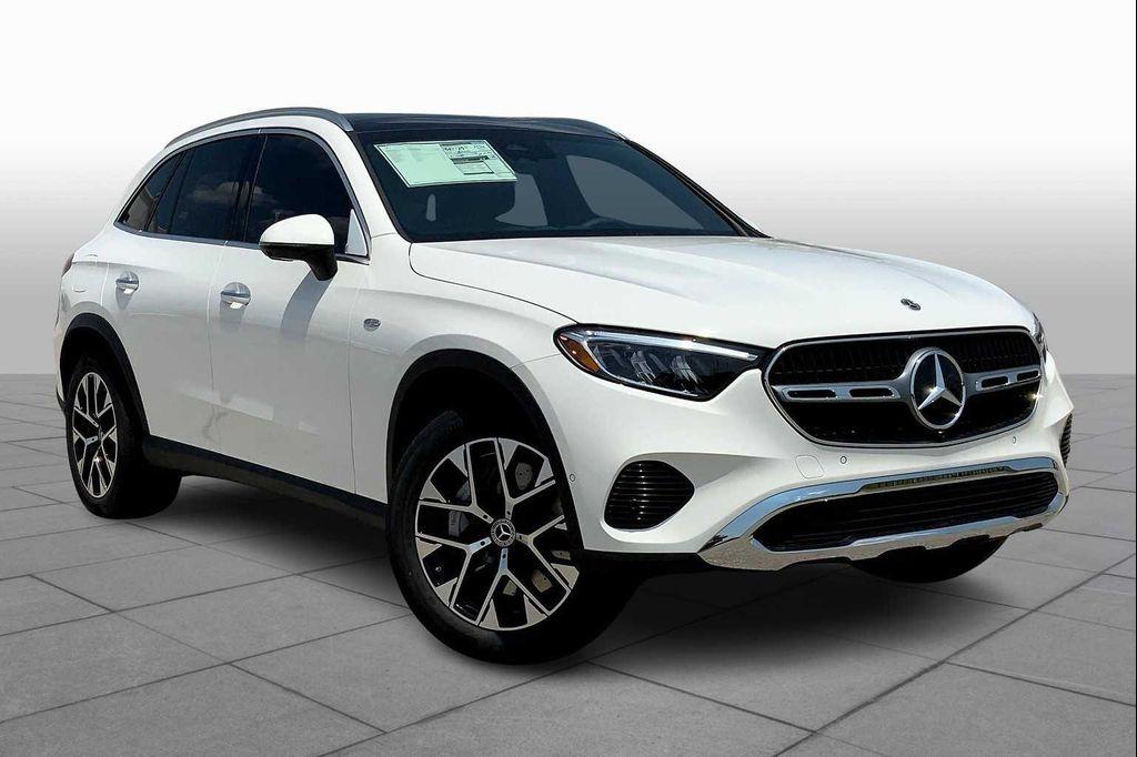 new 2025 Mercedes-Benz GLC 350e car, priced at $66,265