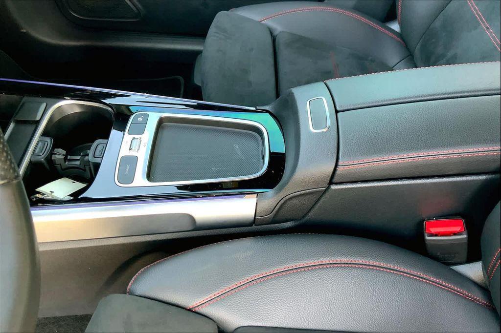 used 2024 Mercedes-Benz GLB 250 car, priced at $32,867