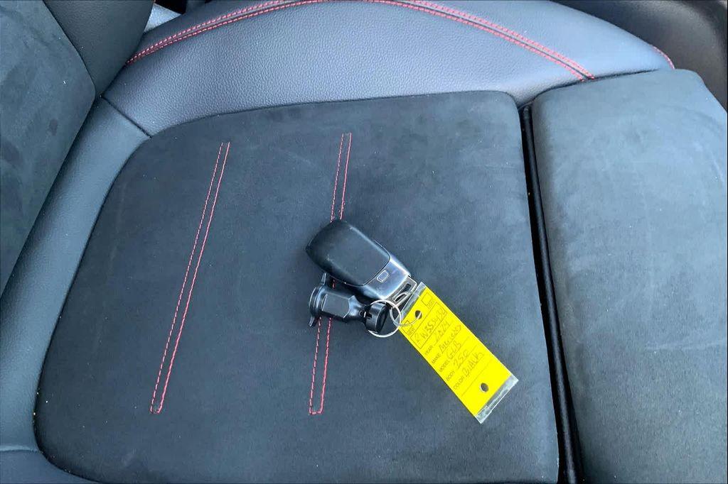 used 2024 Mercedes-Benz GLB 250 car, priced at $32,867