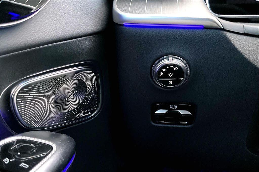 new 2026 Mercedes-Benz GLC 300 car, priced at $58,625