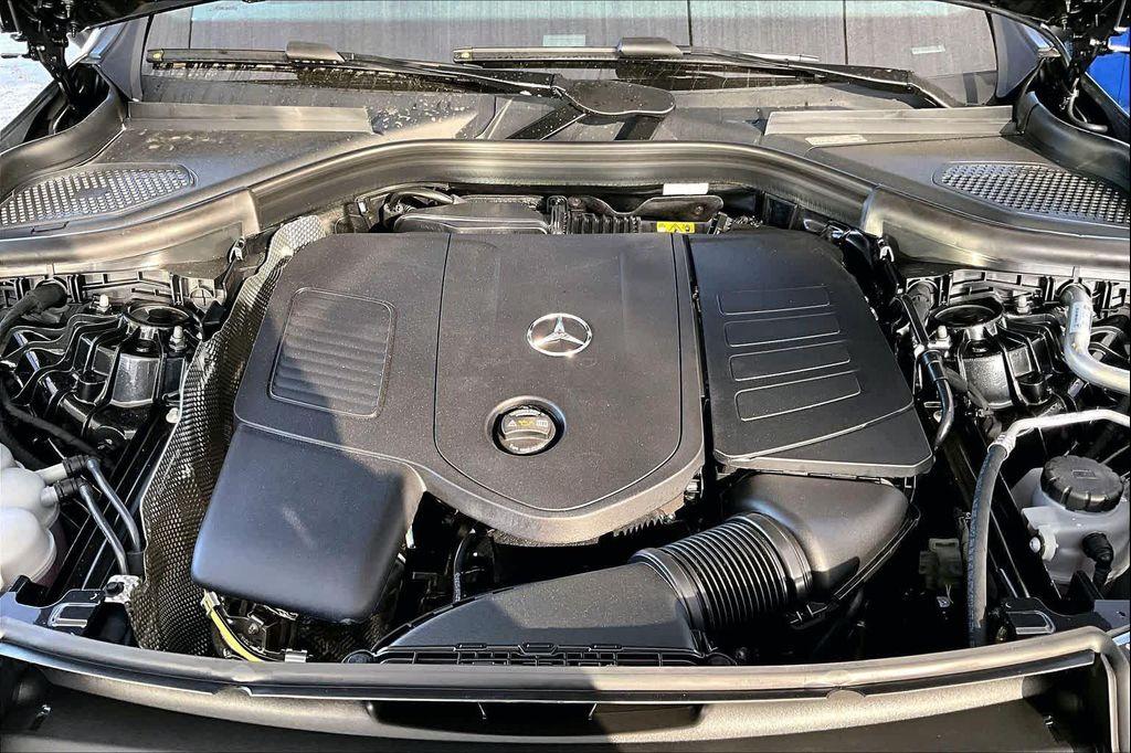 new 2026 Mercedes-Benz GLC 300 car, priced at $58,625