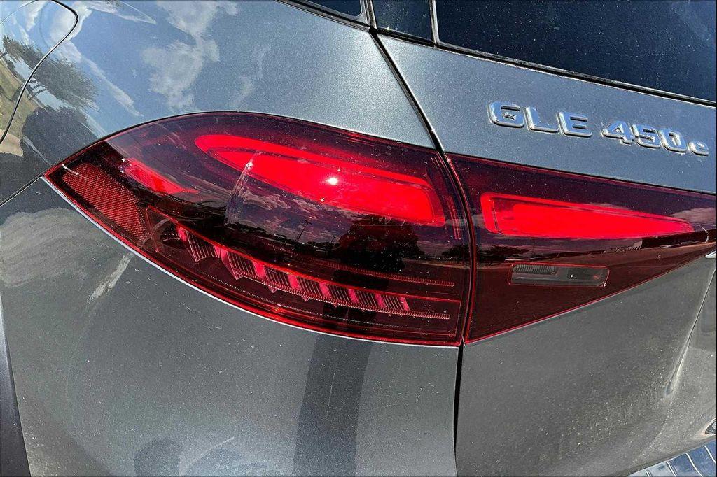 new 2026 Mercedes-Benz GLE 450e car, priced at $78,215