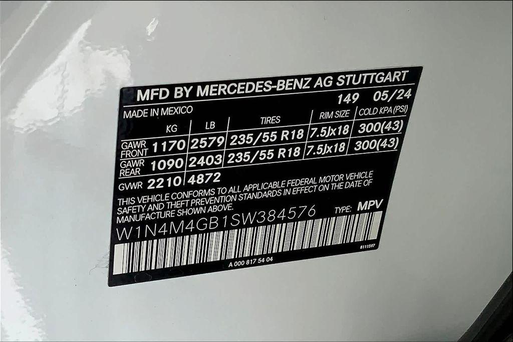 used 2025 Mercedes-Benz GLB 250 car, priced at $41,388