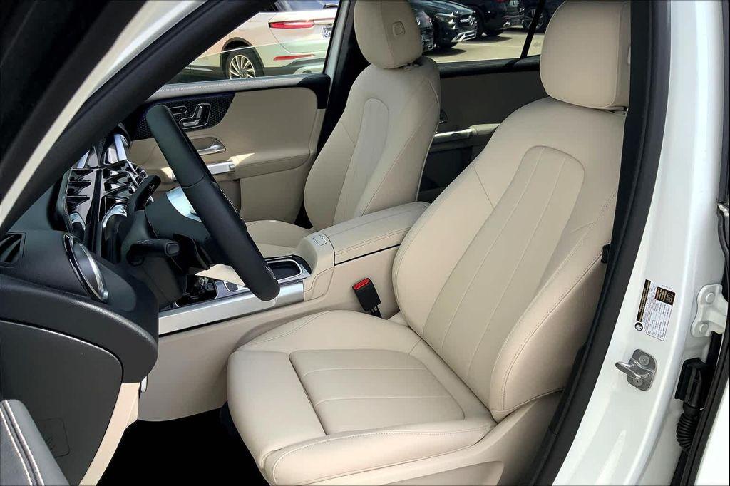 used 2025 Mercedes-Benz GLB 250 car, priced at $41,388