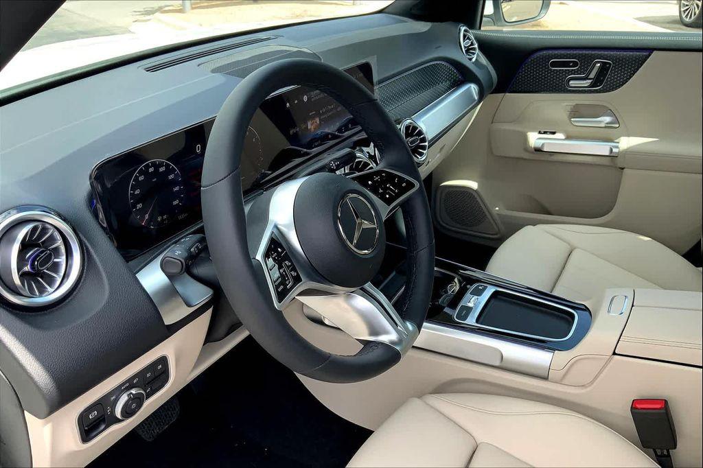used 2025 Mercedes-Benz GLB 250 car, priced at $41,388