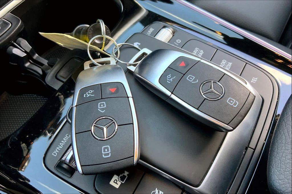 used 2022 Mercedes-Benz GLB 250 car, priced at $25,993