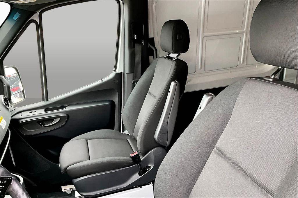 new 2025 Mercedes-Benz Sprinter 2500 car, priced at $67,636