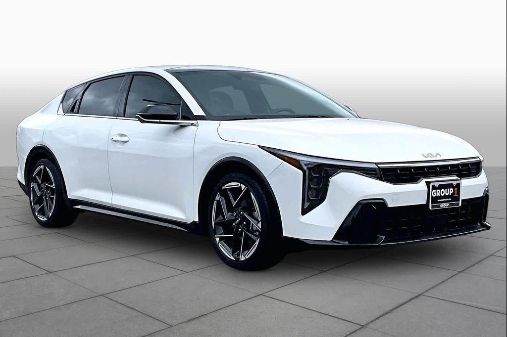 used 2025 Kia K4 car, priced at $26,996